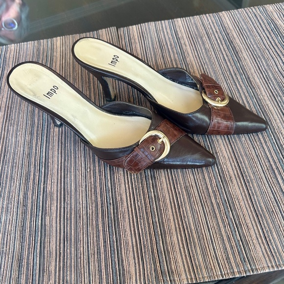 Impo Brown Leather Slides with Alligator Print Strip & Buckle Size 9 - Picture 2 of 7